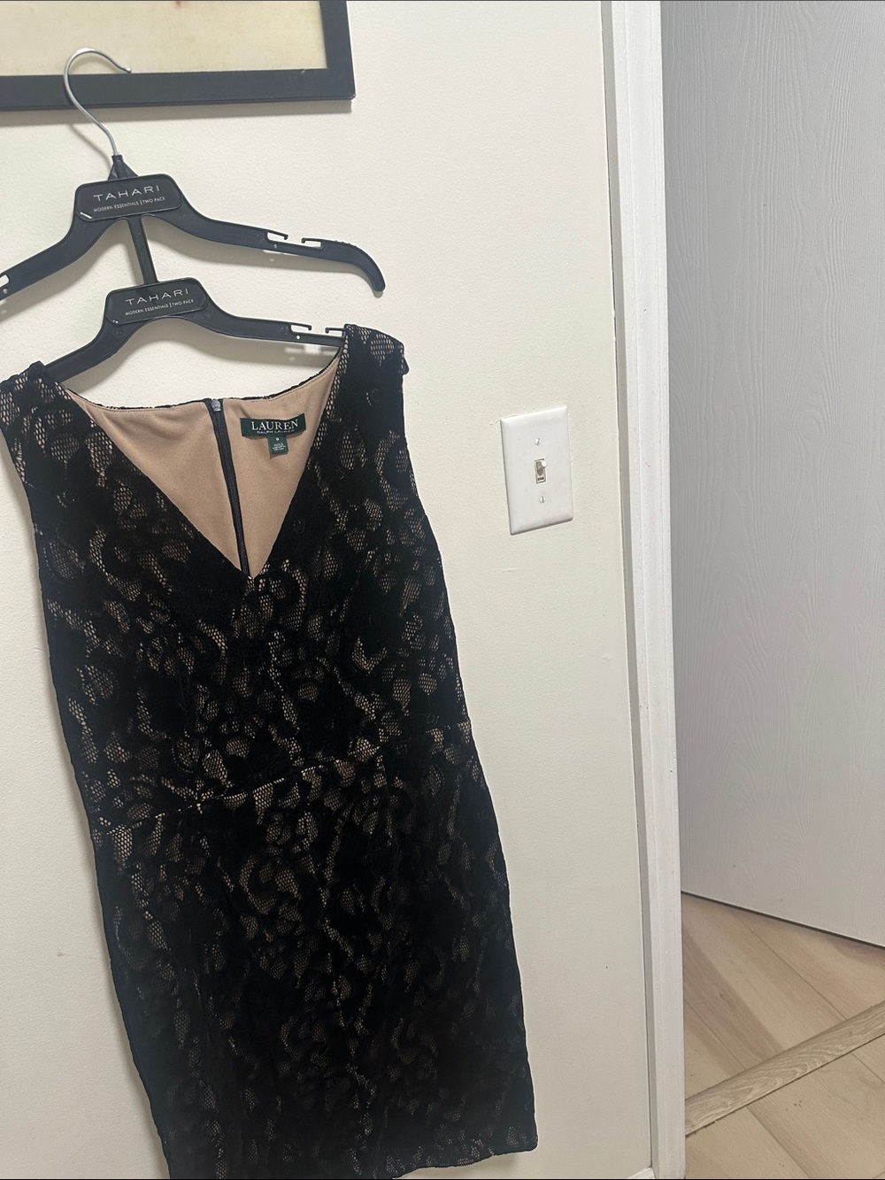Lauren Ralph Lauren Black with good quality and material original price was 80